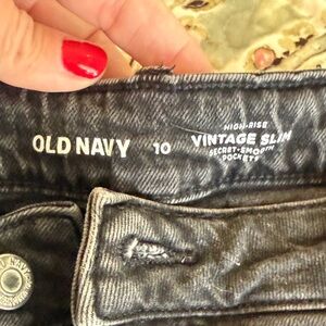 Old Navy Vintage Slim High-Rise Jeans - Gray